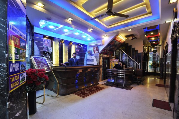 Reception - Hotel Roma DX (New Delhi)