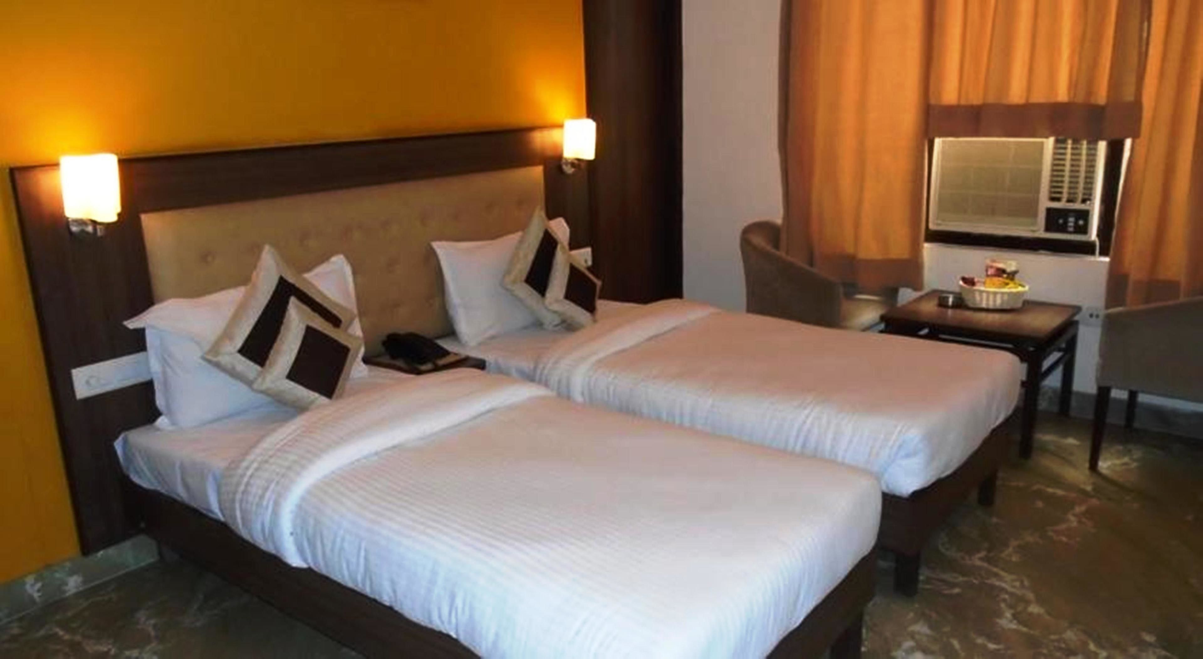 Foto - Inn Tawang Near B L Kapoor Hospital A Well Hygiene Hotel