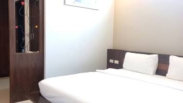 Deluxe-Zimmer, 1 Doppelbett | Eigene KĂŒche | KĂŒhlschrank, Mikrowelle, Wasserkocher mit Kaffee-/Teezubehör