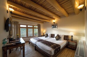 Cottage Suite | 2 bedrooms, desk, laptop workspace, rollaway beds