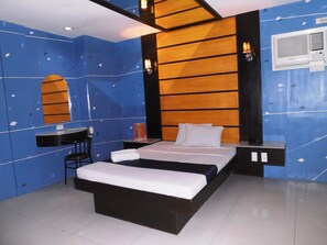 Habitación ejecutiva | Escritorio y wifi gratis