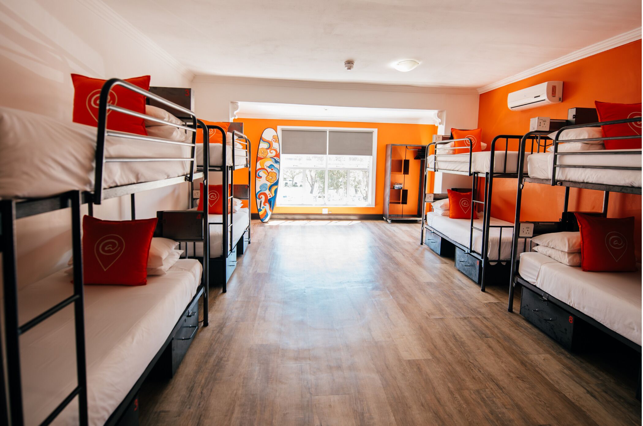 Felles sovesal – standard | Strykejern/-brett, wi-fi (inkludert) og sengetøy