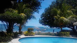 Outdoor pool - Bita-ug Beach Resort (Panglao)