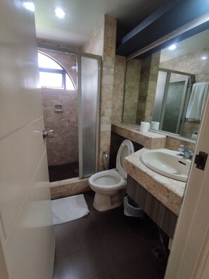 Chambre Supérieure, 1 chambre | Salle de bain