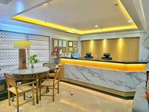 واجهة المنشأة