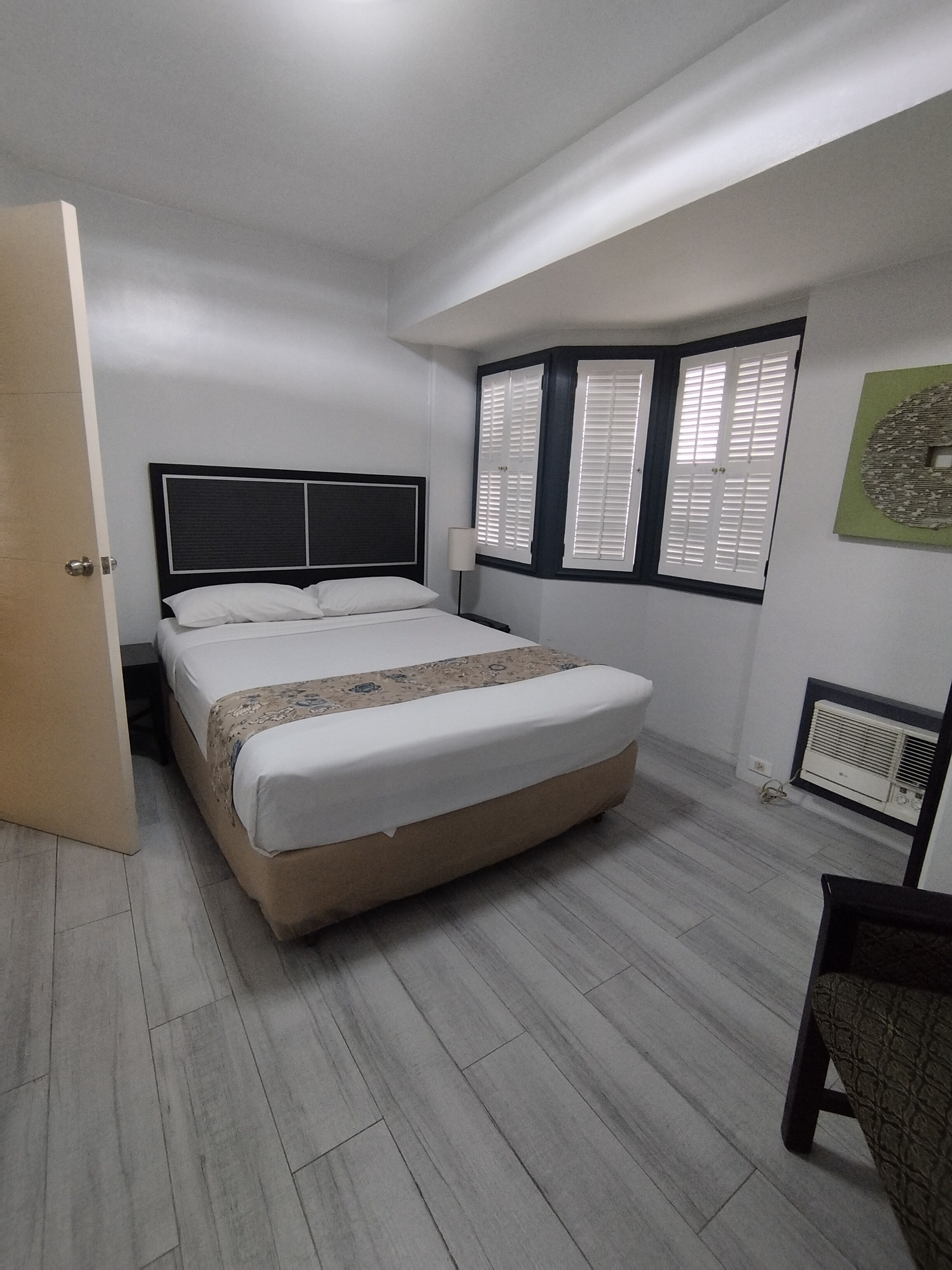 슈피리어룸, 침실 1개 | 객실 내 금고, 책상, 암막 커튼, 간이 침대