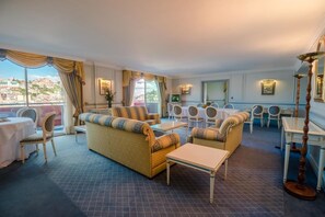 Presidential Suite, 3 Bedrooms, Terrace, City View | Living area