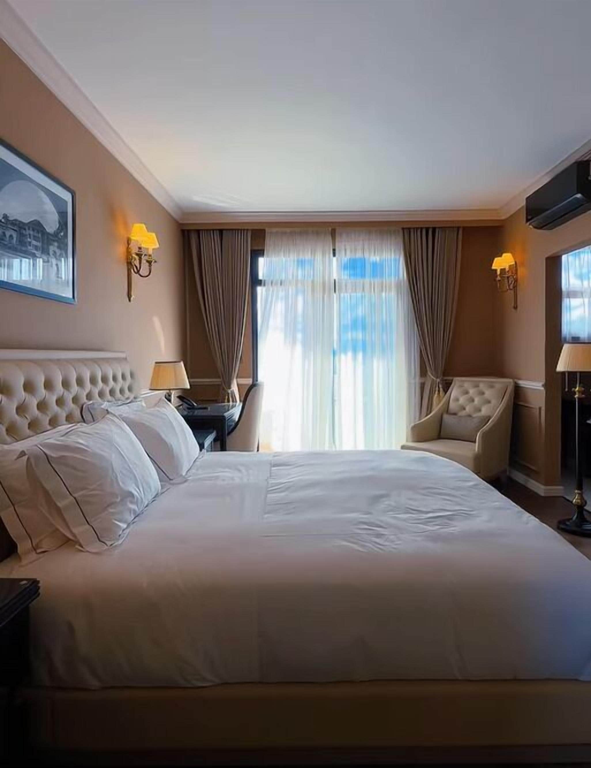 Literie de qualité supérieure, minibar, coffres-forts dans les chambres