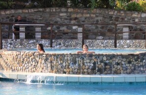 Seasonal outdoor pool, pool umbrellas, sun loungers