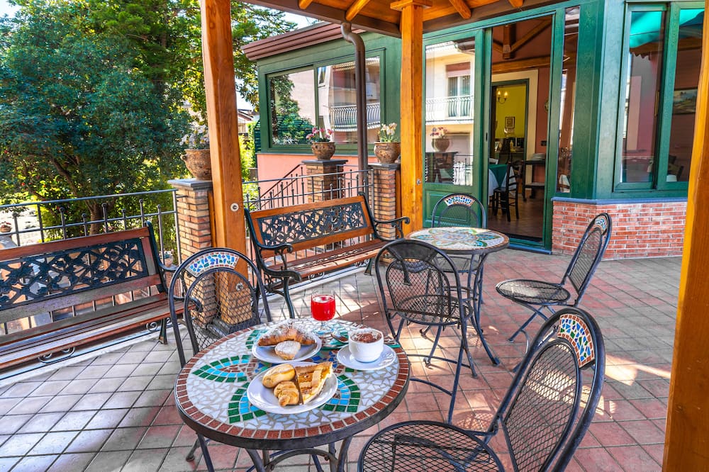 Alhambra B&B Guest House di Charme