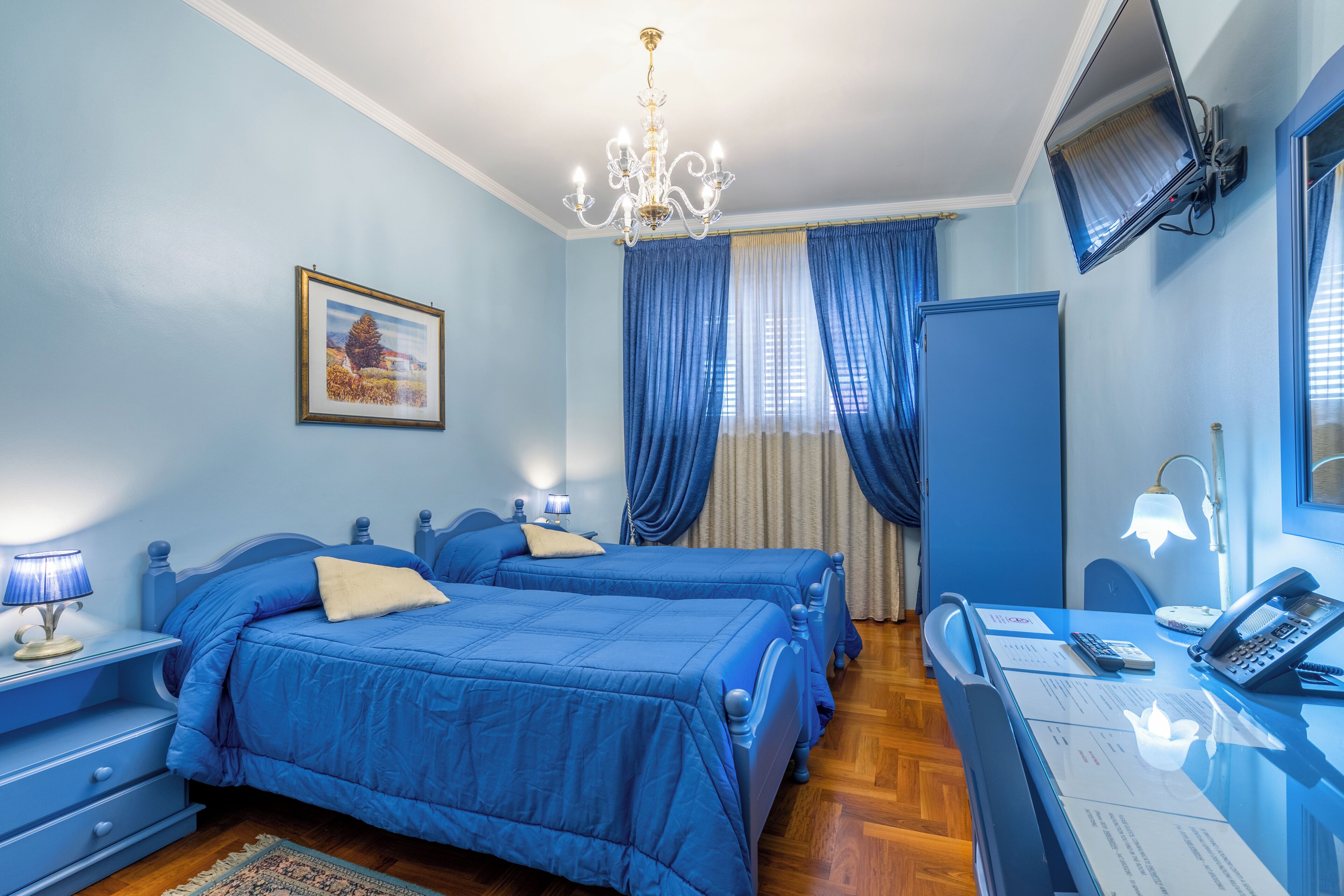 Classic Double Room | Premium bedding, minibar, in-room safe, desk