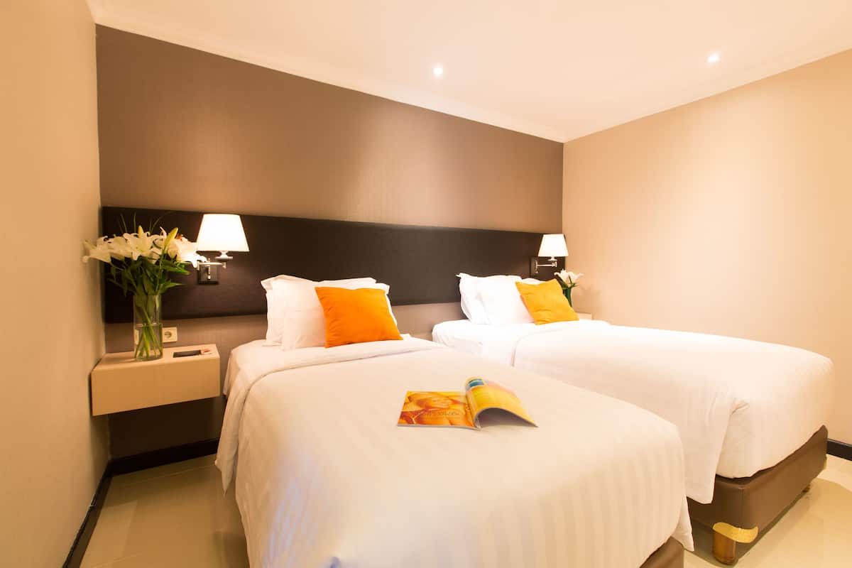 1 bedroom, premium bedding, minibar, in-room safe