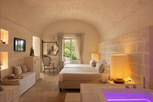 独特双人房或双床房 (SPA) | 意大利 Frette 床单、高档床上用品、羽绒被、迷你吧