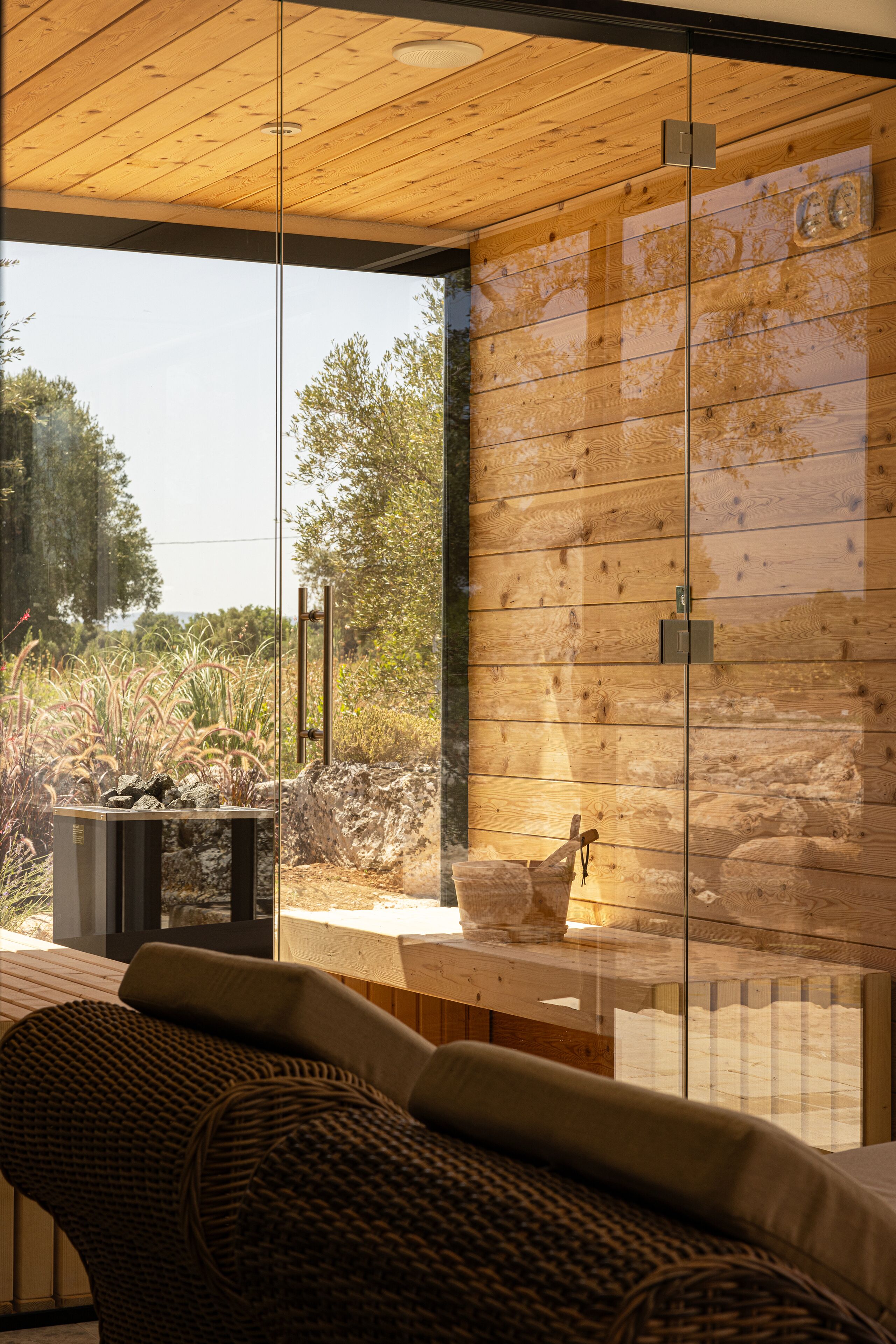 Couples treatment room(s), body treatments, hot stone massages