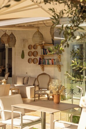 Food court - Masseria San Francesco (Fasano)