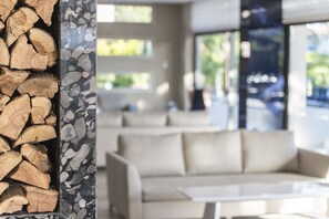 Lobby sitting area - Kalyon Çeşme (Cesme)