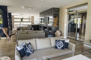 Lounge - Kalyon Çeşme (Cesme)