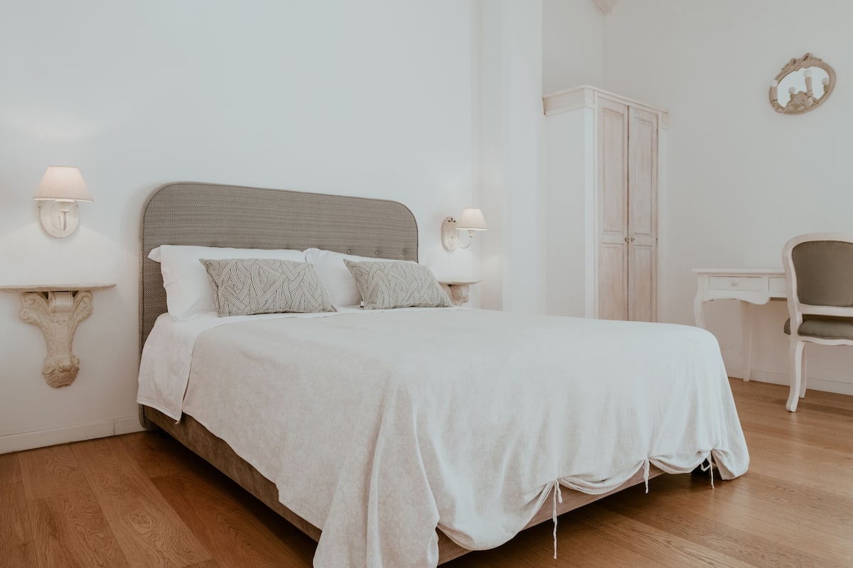 Kamar Double Superior | Seprai premium, minibar, dan tempat tidur bayi (biaya tambahan)
