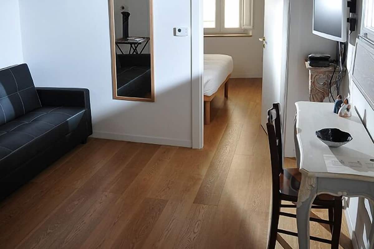 Kamar Keluarga, balkon | Area keluarga | TV