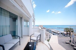 Suite, Sea View | Minibar, in-room safe, desk, free WiFi - CiCò Hotel (Carovigno)