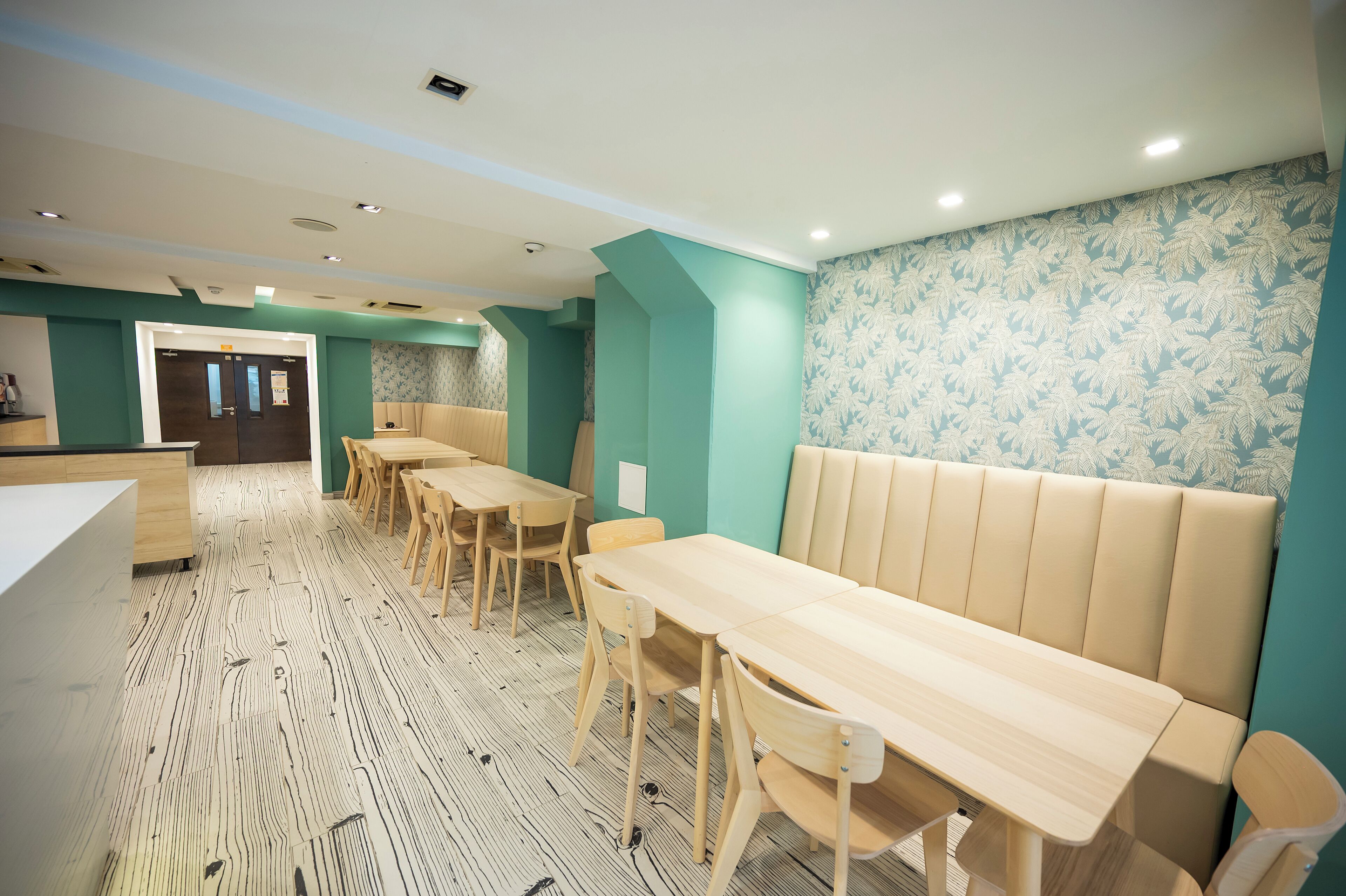 Foto - Day's Inn Hotel and Residence