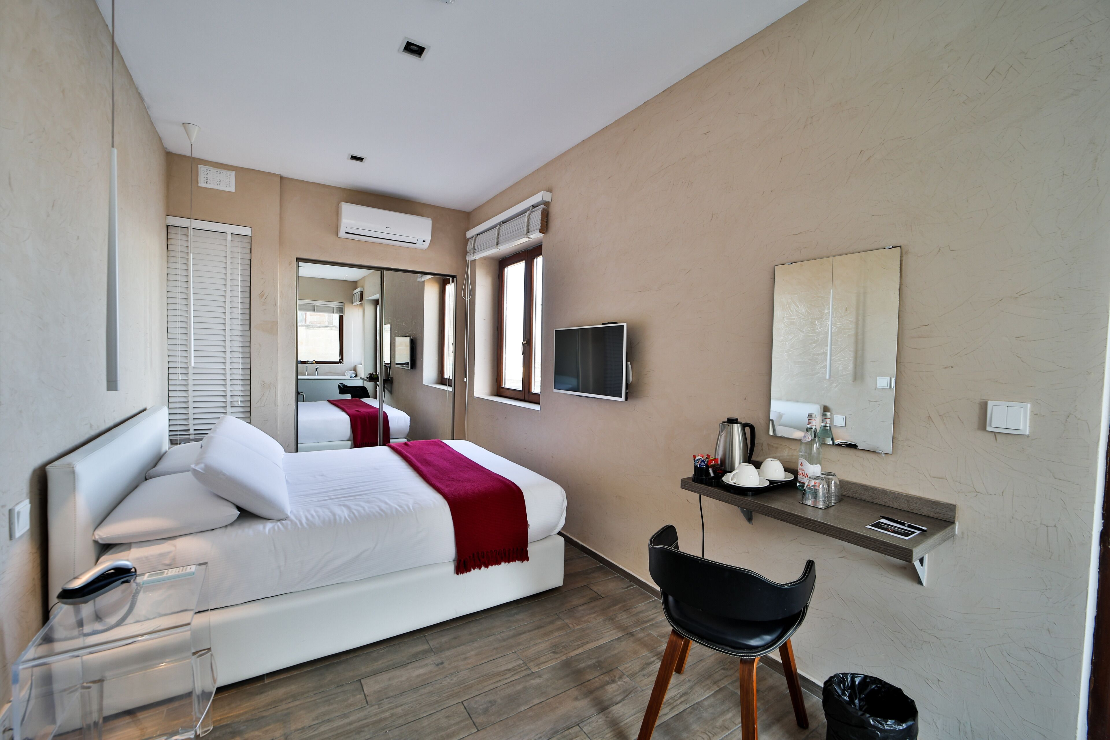 penthouse (suite) | 1 bedroom, minibar, in-room safe, individually decorated