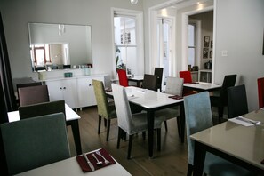 Petit déjeuner anglais compris tous les jours