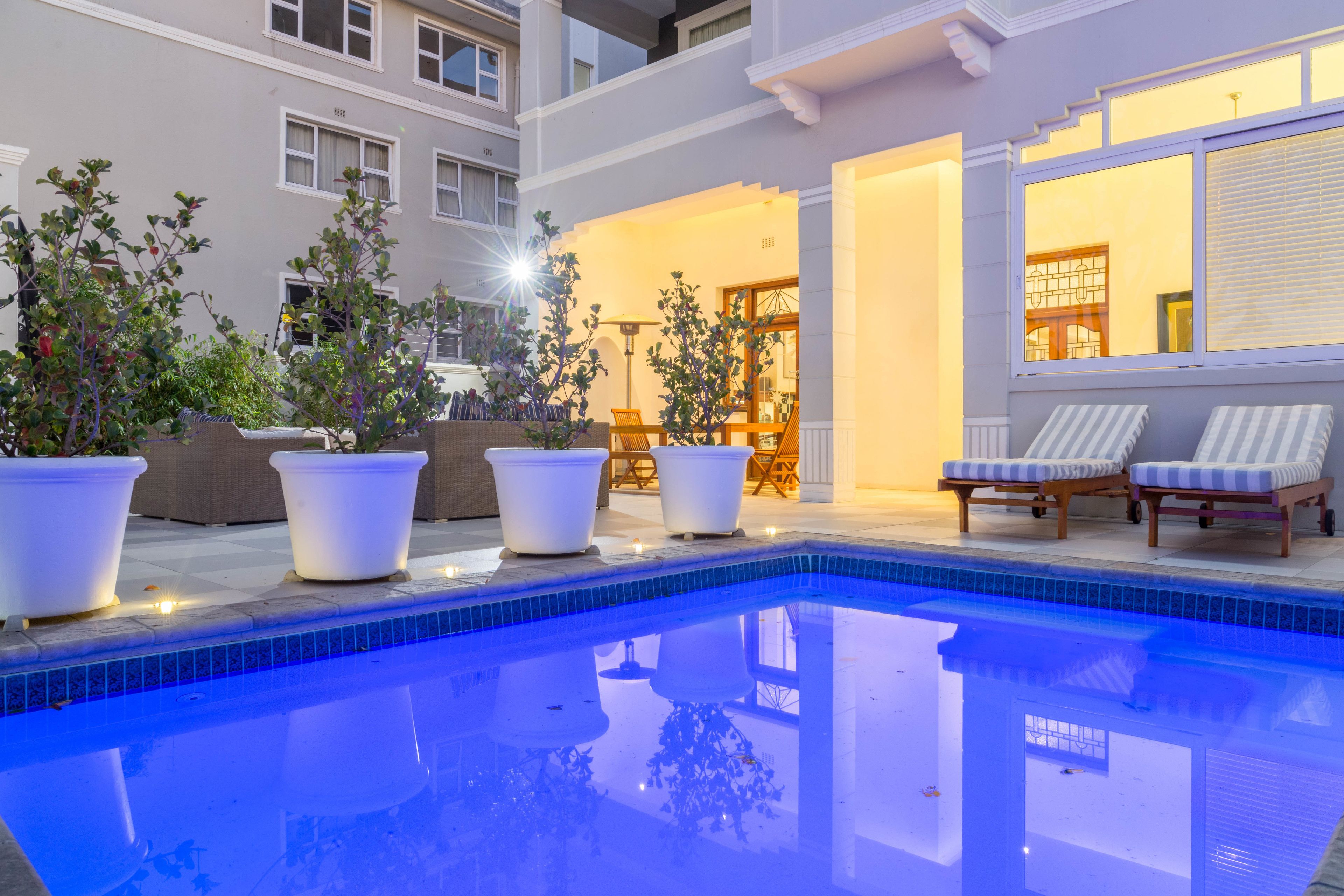 Outdoor pool, sun loungers