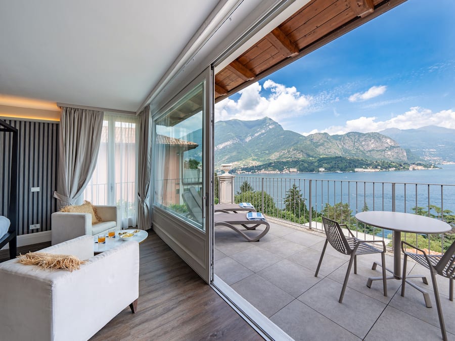 Panoramic Suite, Lake View | Down comforters, minibar, in-room safe, desk
