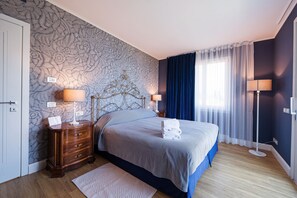 Couette en duvet d'oie, minibar, coffres-forts dans les chambres, bureau