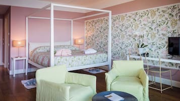 Couette en duvet d'oie, minibar, coffres-forts dans les chambres, bureau