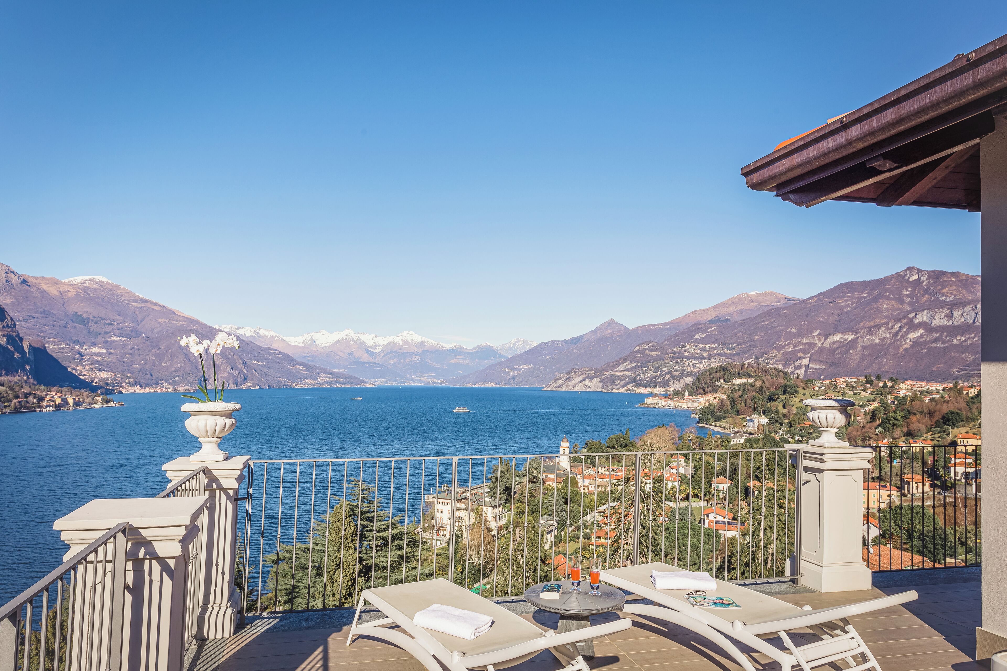 Suite, vistas al lago, en una planta alta | Terraza o patio