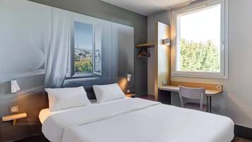 Ameublement personnalisé, bureau, rideaux occultants