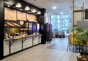 Daily buffet breakfast for a fee