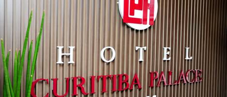 Entrada de la propiedad