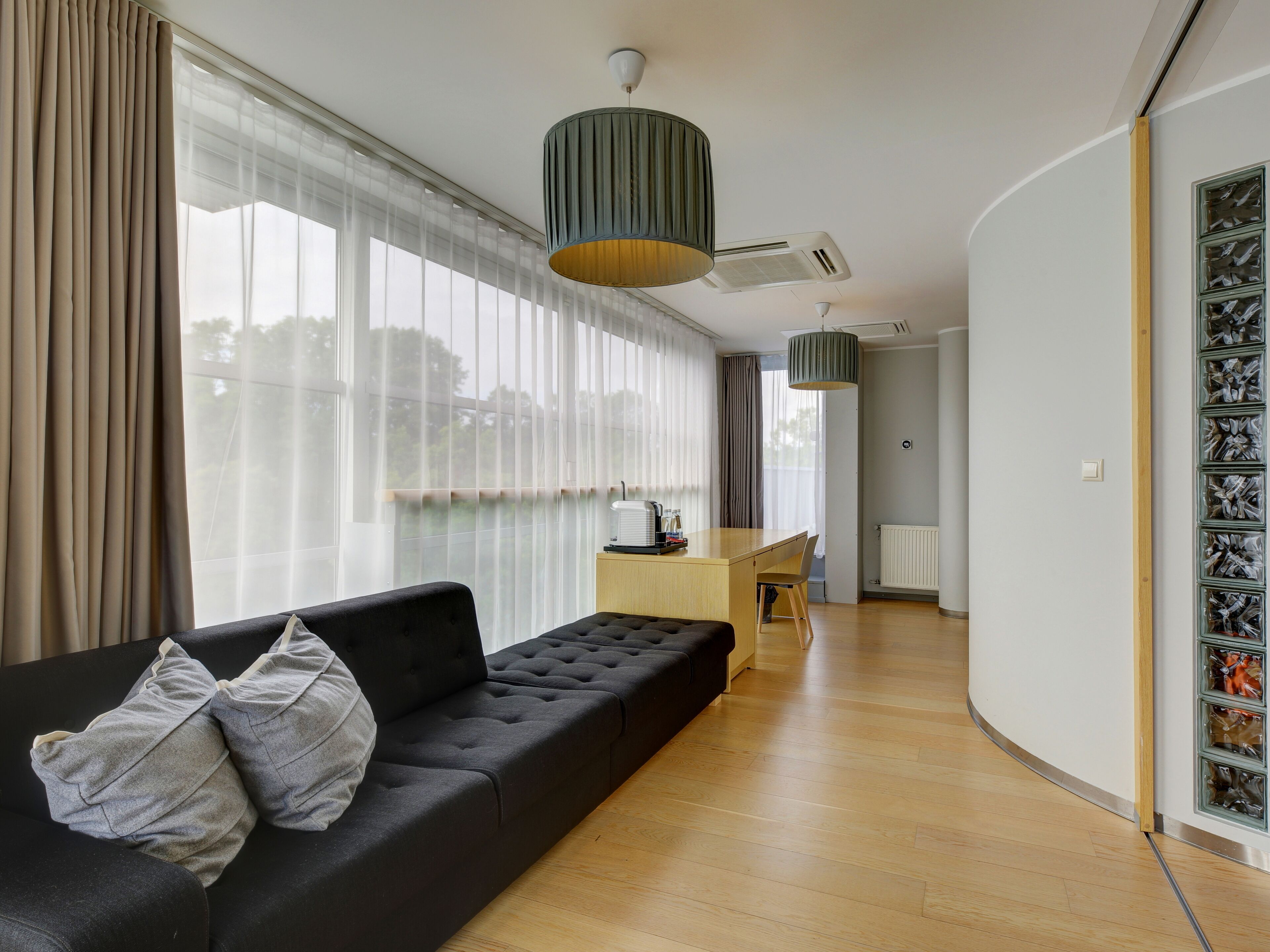 suite | 1 bedroom, desk, iron/ironing board, cots/infant beds