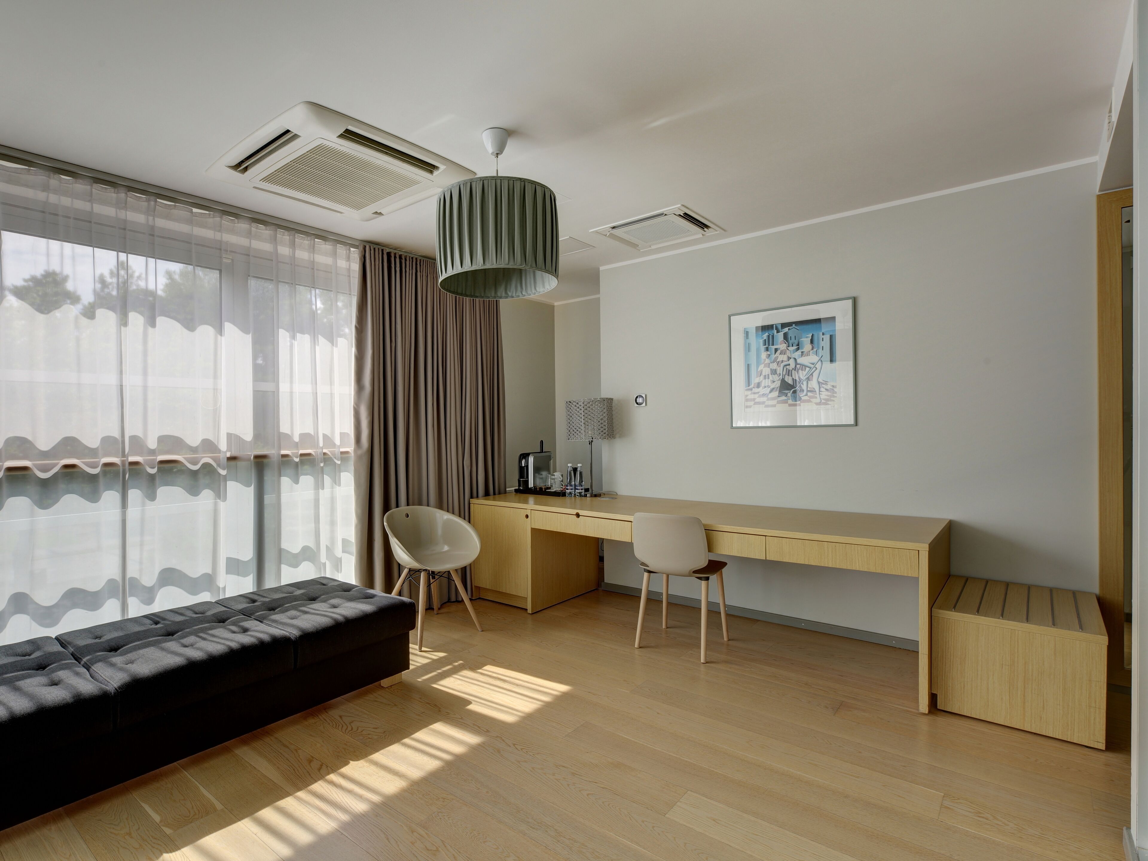 suite | 1 bedroom, desk, iron/ironing board, cots/infant beds