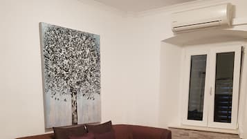 Apartment (Apartments Minerva - Superior One Bed) | Living room | LCD TV
