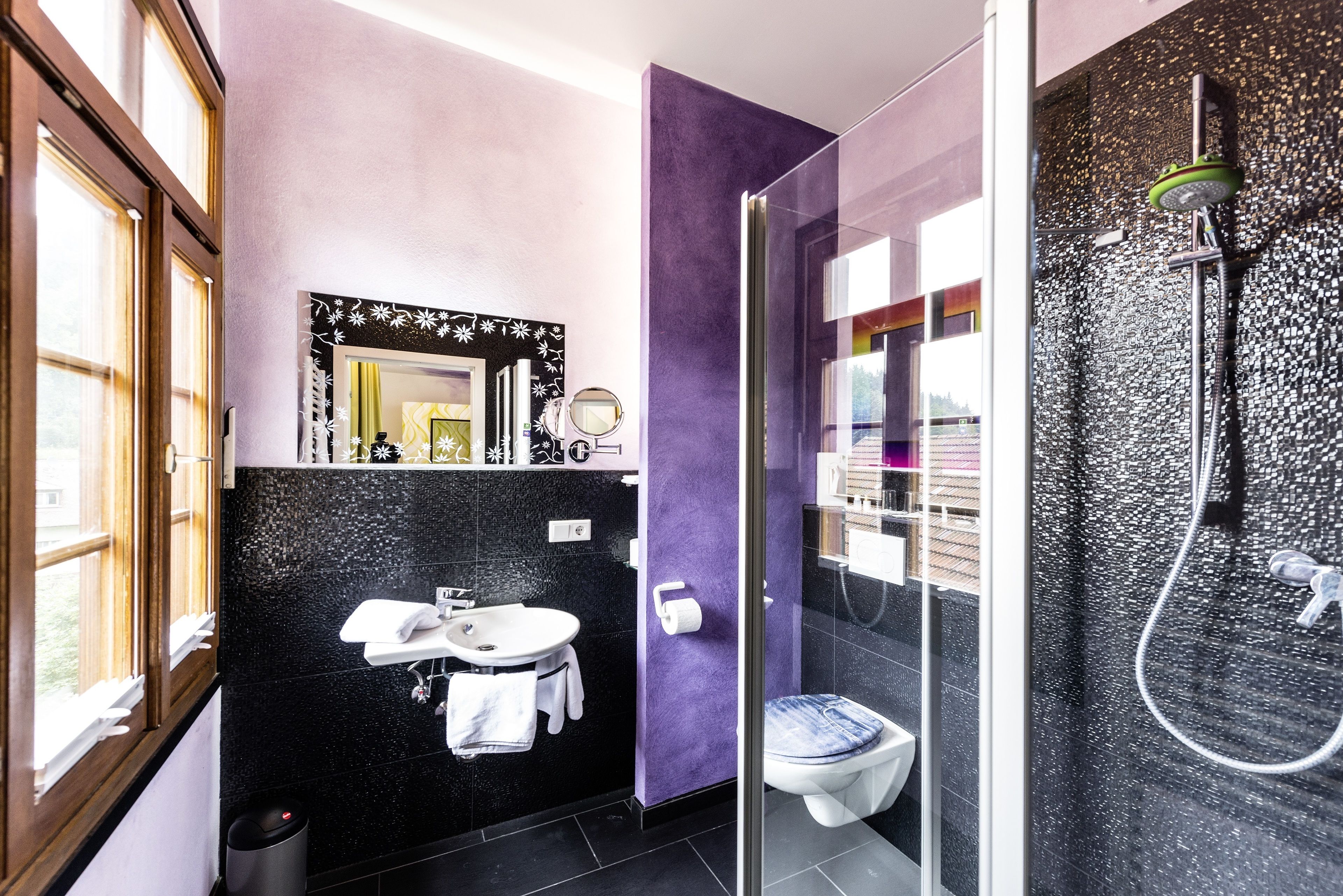 comfort double room, 1 king bed, mountain view | bathroom | free toiletries, hair dryer, towels