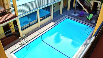 1 Bedroom Poolside Suite | View from room