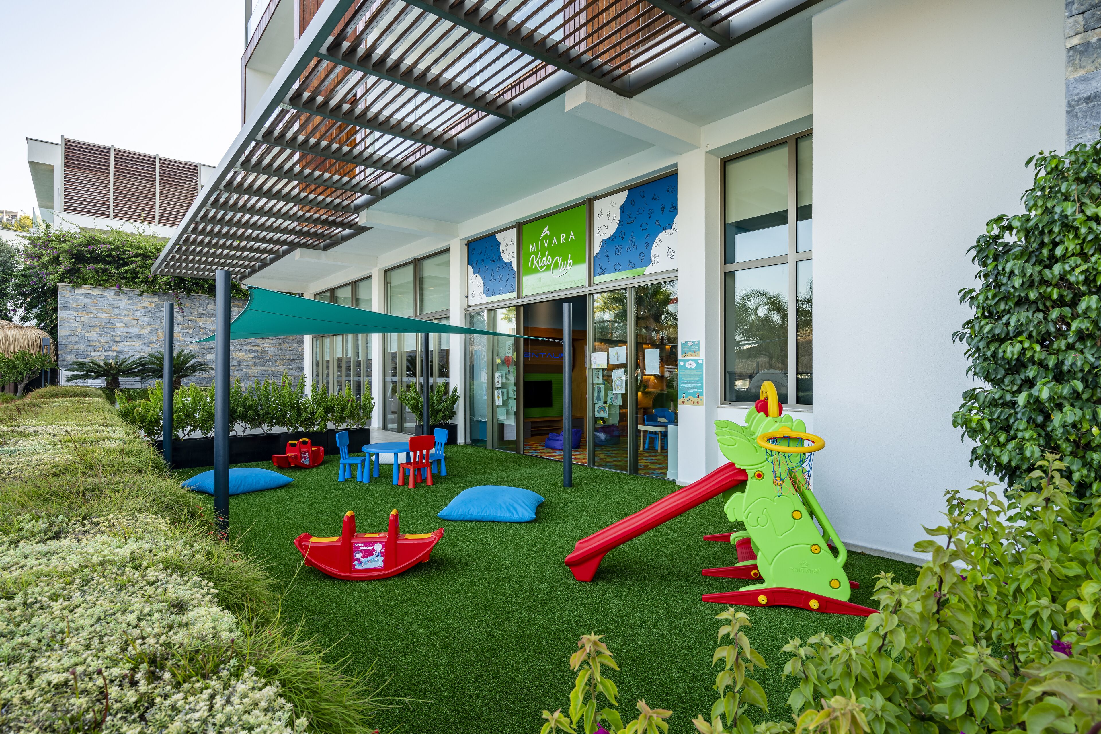 children’s play area – outdoor