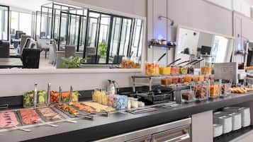 Daily buffet breakfast for a fee