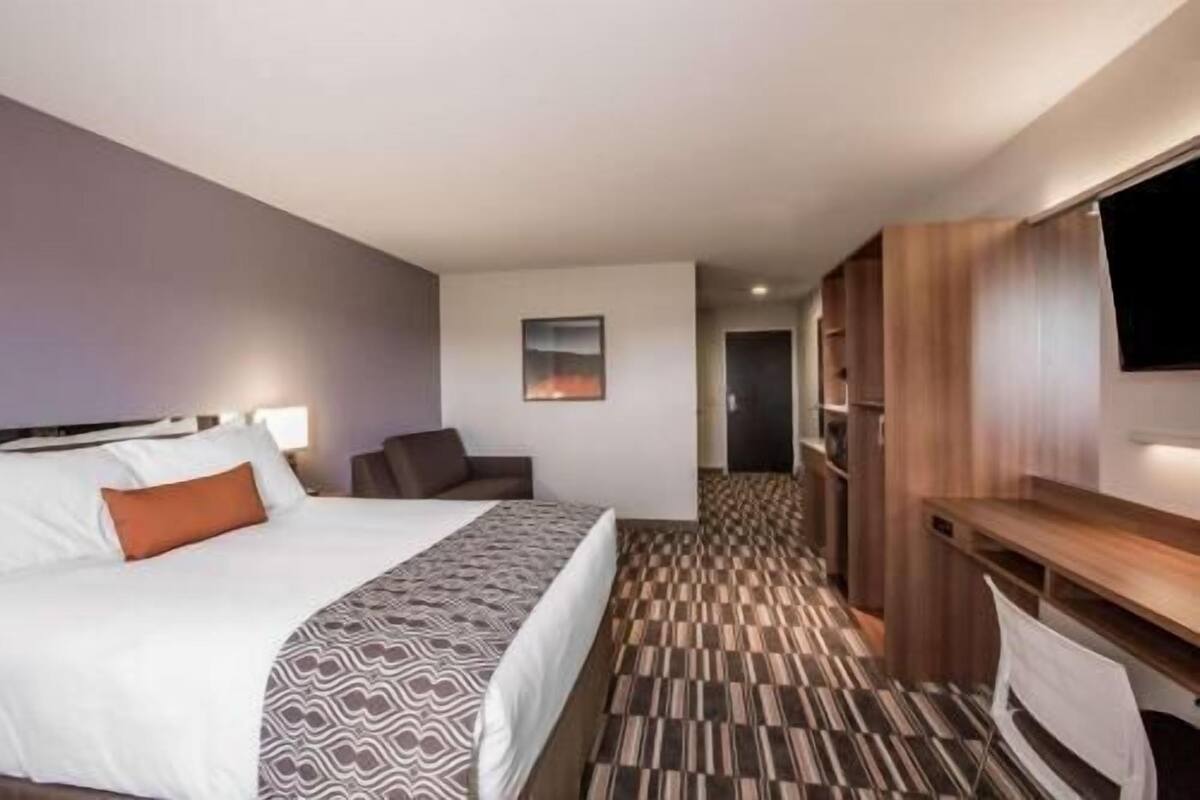 In-room safe, desk, laptop workspace, blackout curtains