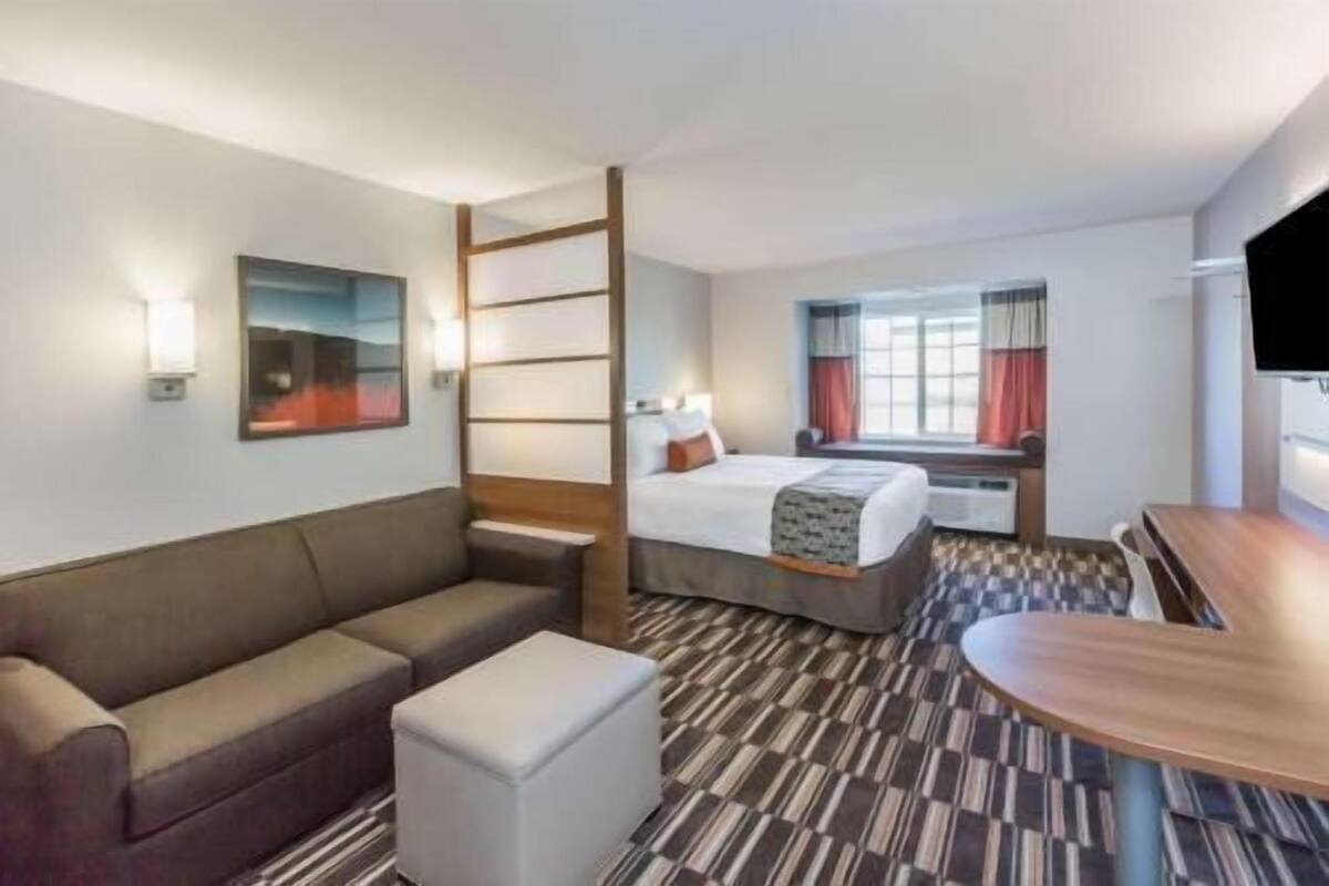 In-room safe, desk, laptop workspace, blackout curtains