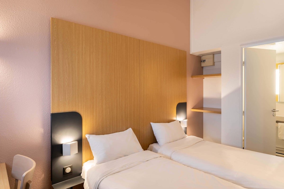 Twin Room, Non Smoking