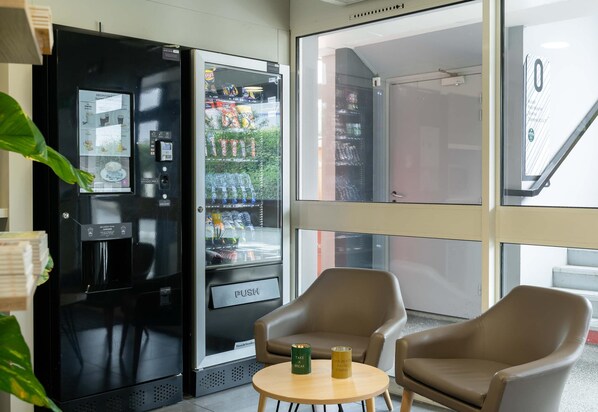 Interior - B&B HOTEL Vannes Est Golfe du Morbihan (Vannes)