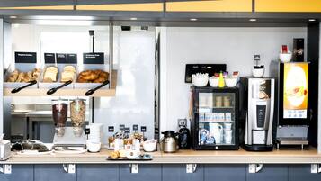 Desayuno buffet todos los días (con cargo)