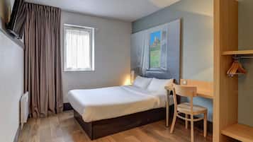 Habitación doble, con acceso para personas discapacitadas, para no fumadores | Ropa de cama de alta calidad, escritorio, insonorización y wifi gratis