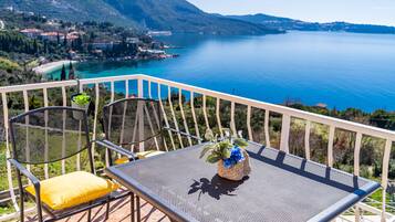 Standard-Apartment, 1 Schlafzimmer, Balkon, Meerblick | Balkon