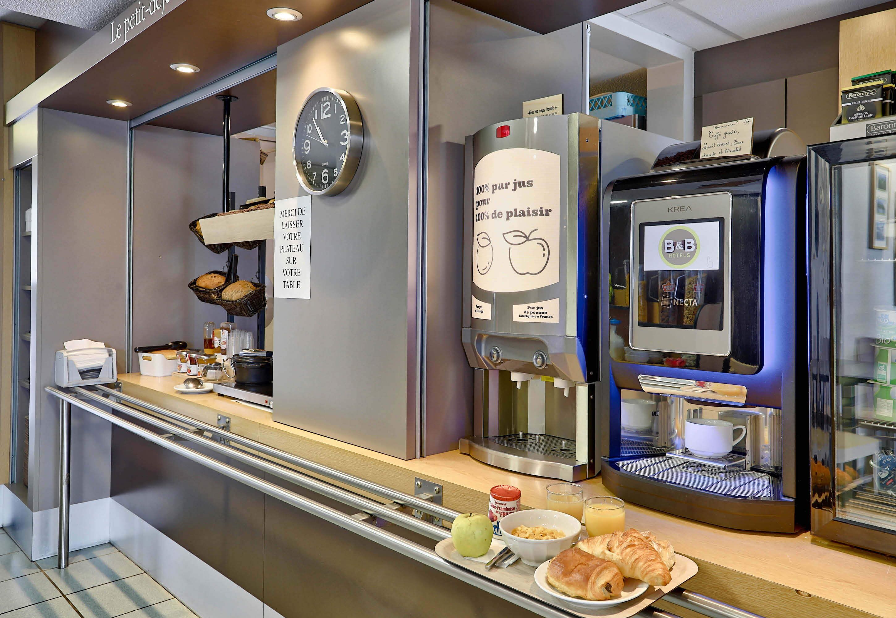 Desayuno buffet todos los días (con cargo)